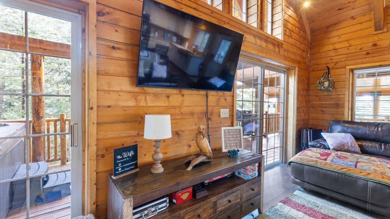 Photo of Livingroom in Meadow View Heights