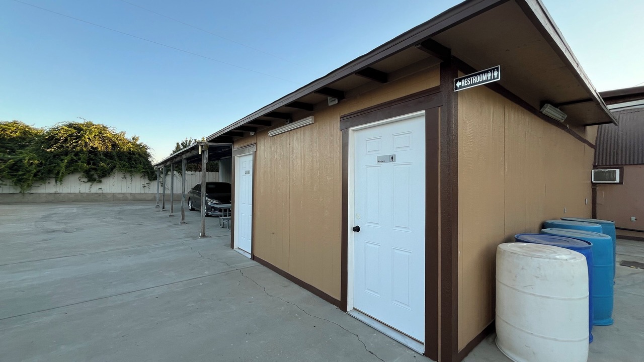 Photo of Outdoor in Winton