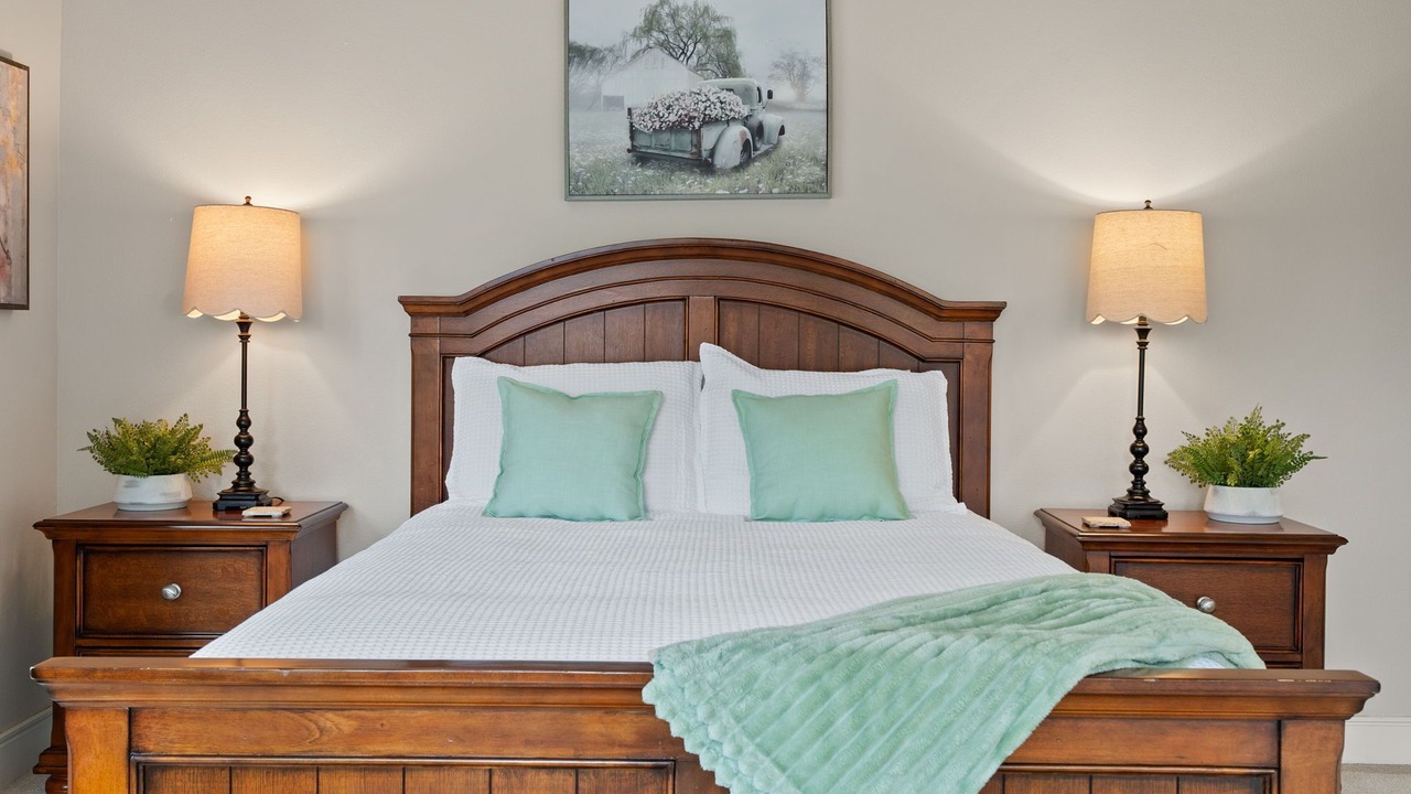 Photo of Bedroom in Broken Top