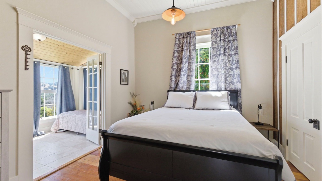 Photo of Bedroom in Angels Camp