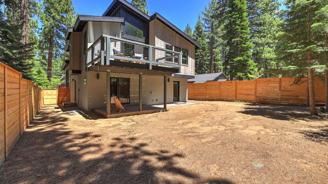 Photo of Others in Tahoe Island