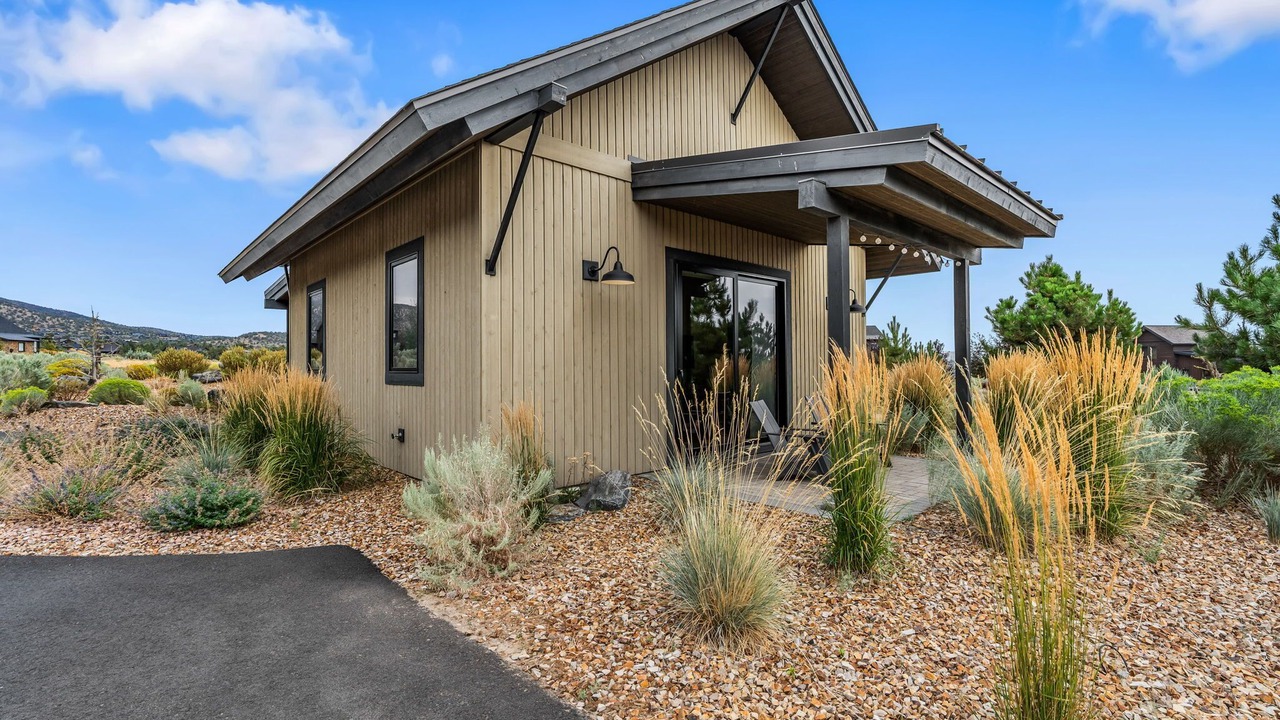 Photo of Outdoor in Powell Butte
