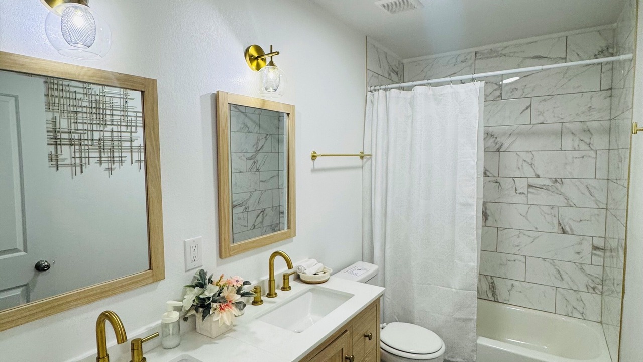 Photo of Bathroom in Alhambra