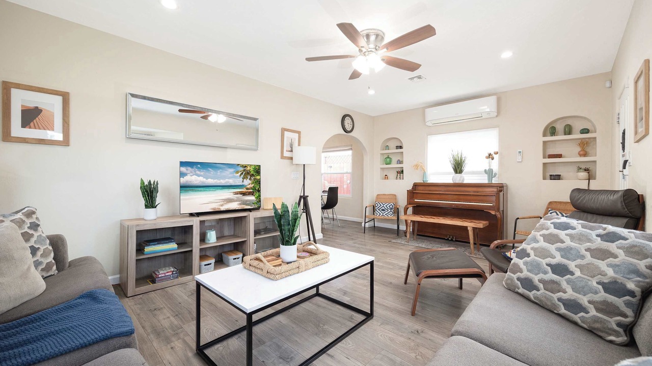 Photo of Livingroom in Normal Heights