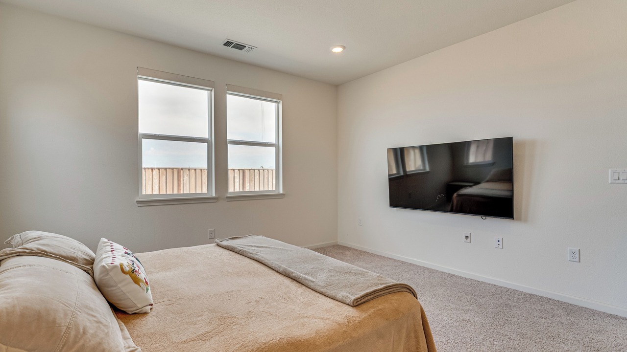 Photo of Bedroom in Hollister