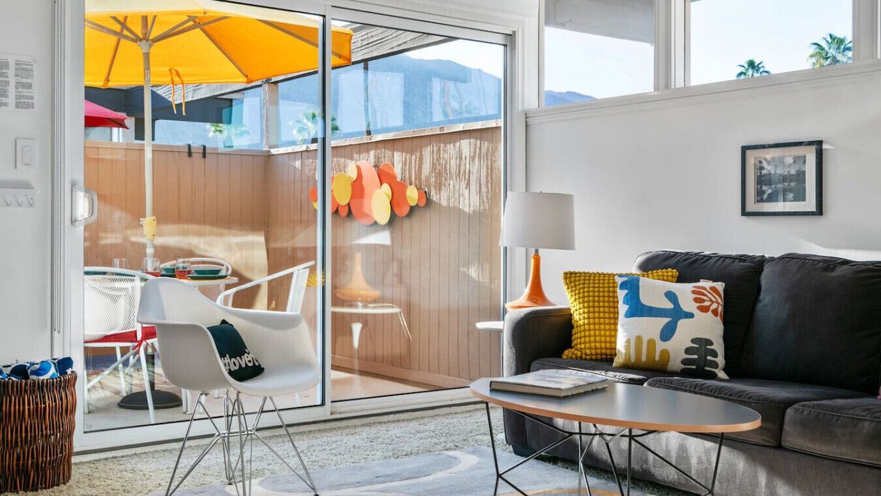 Photo of Livingroom in Twin Palms