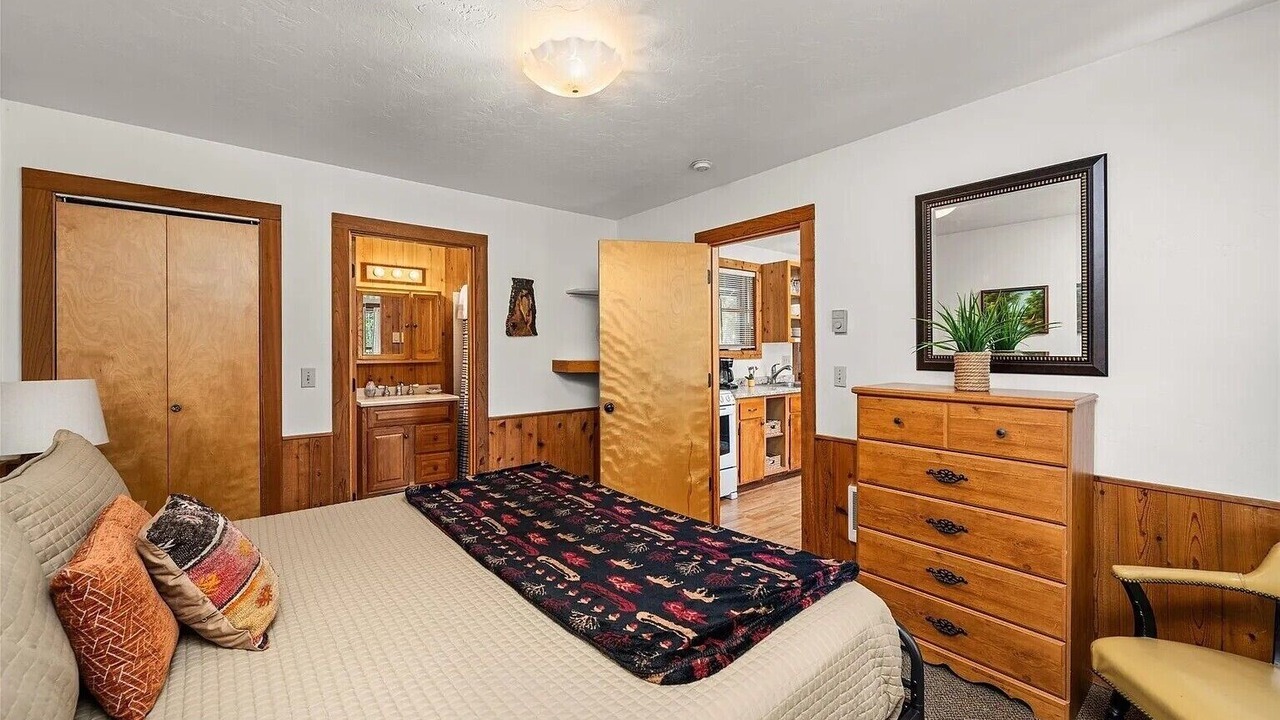 Photo of Bedroom in Blue River
