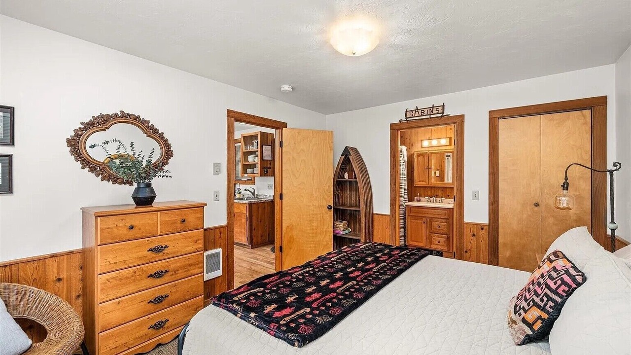 Photo of Bedroom in Blue River