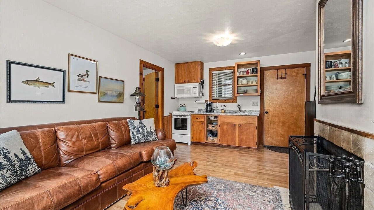 Photo of Livingroom in Blue River