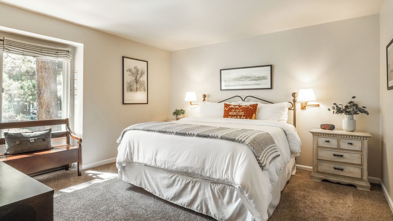 Photo of Bedroom in Mammoth Lakes