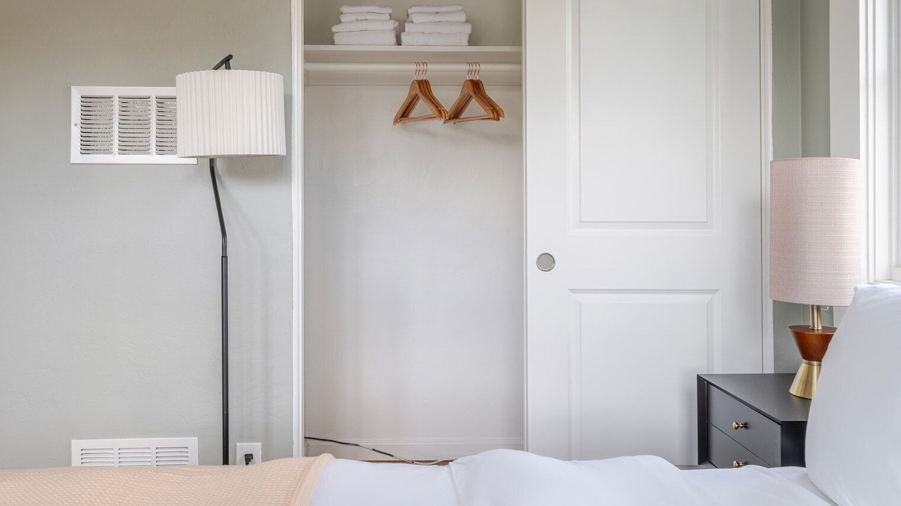 Photo of Bedroom in Downtown North