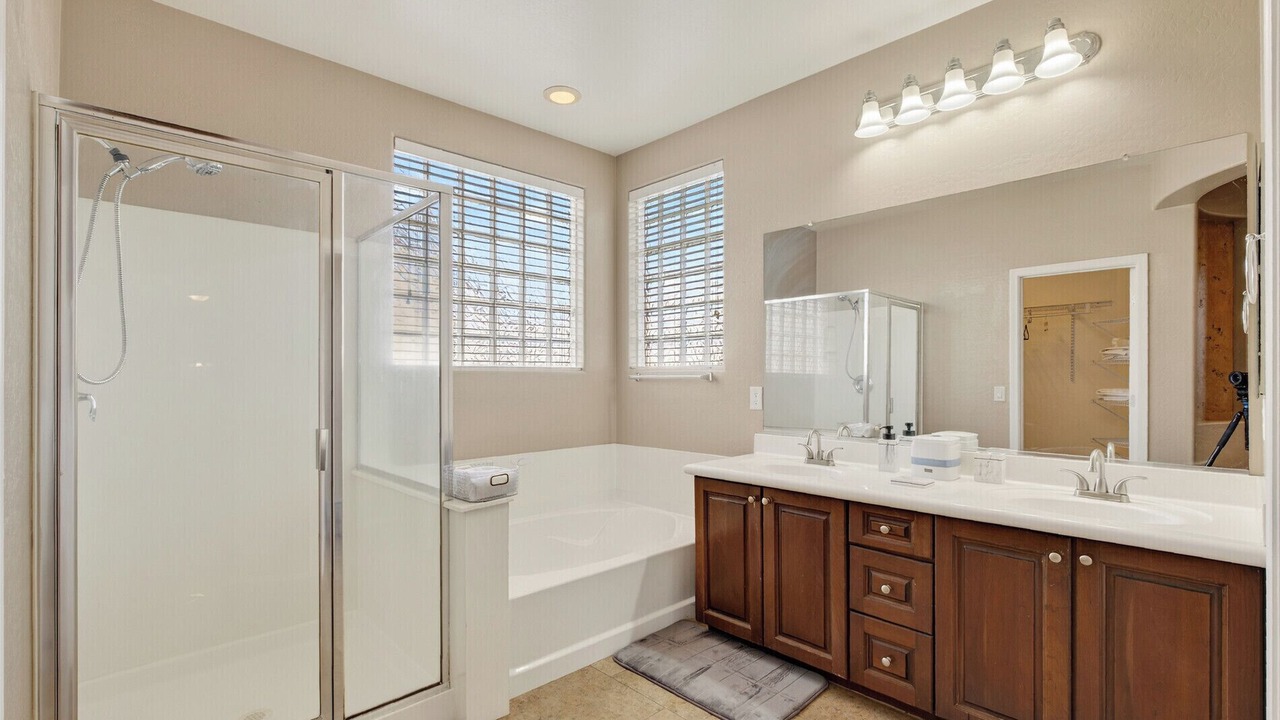 Photo of Bathroom in Avondale