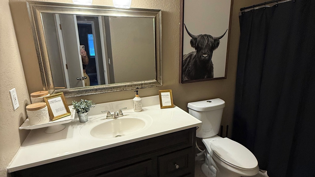 Photo of Bathroom in Shasta View