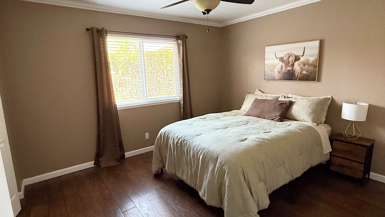 Photo of Bedroom in Shasta View