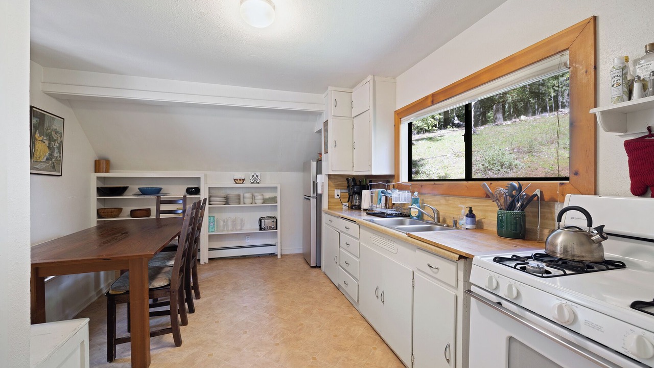 Photo of Kitchen in Redwood Valley