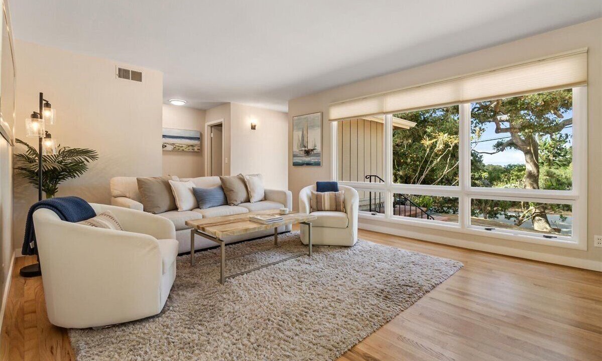 Photo of Bedroom in Del Monte Forest