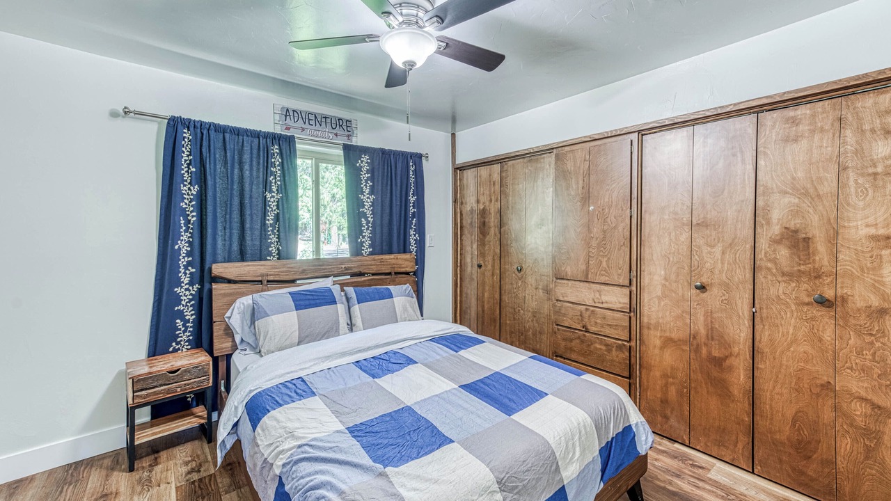 Photo of Bedroom in Sierra Cedars