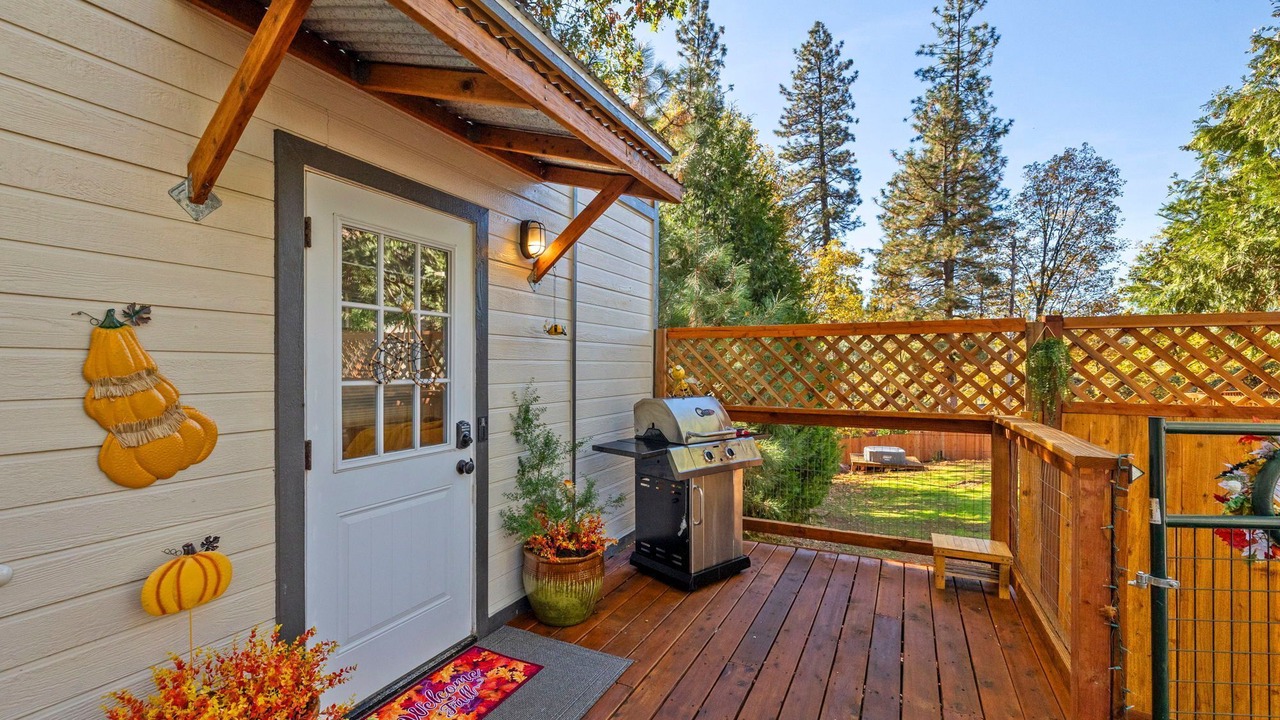 Photo of Patio Balcony in Phoenix Lake-Cedar Ridge