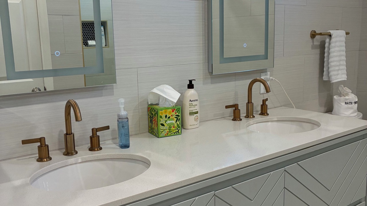 Photo of Bathroom in Paradise Valley Village