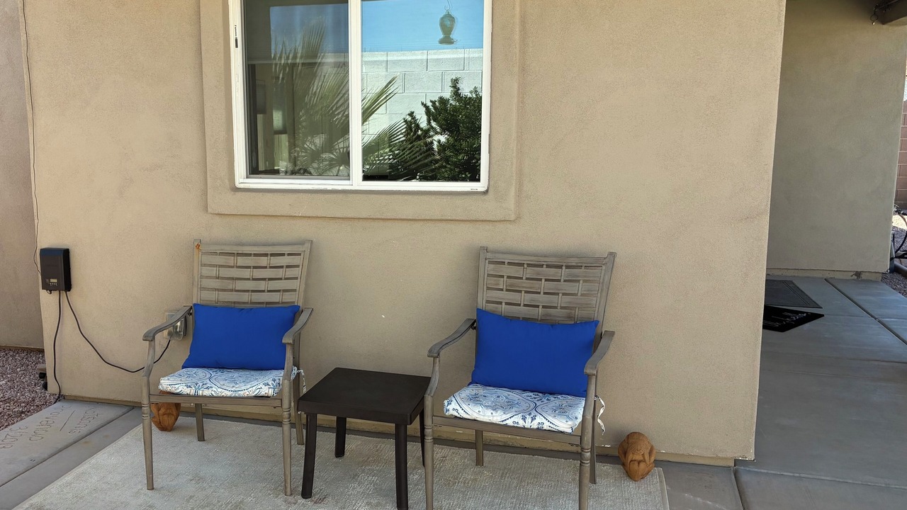 Photo of Patio Balcony in Paradise Valley Village