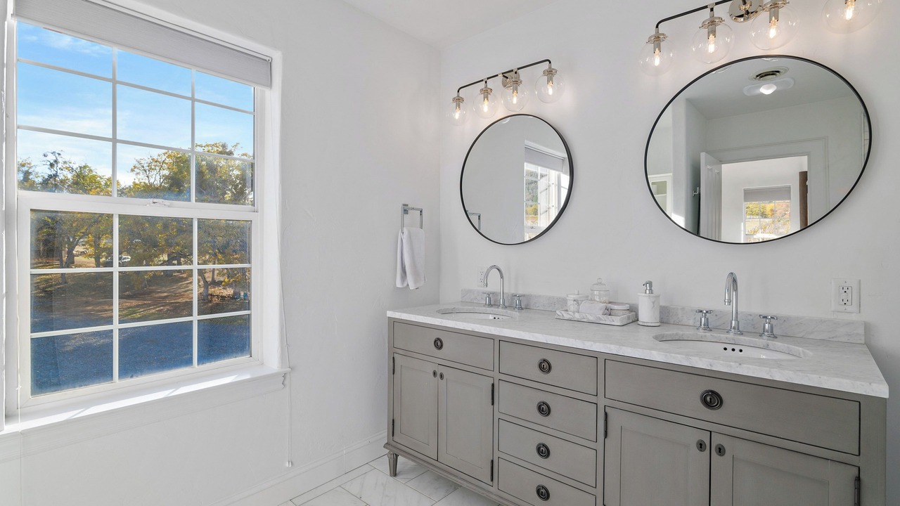 Photo of Bathroom in Jacksonville