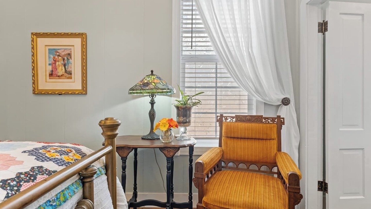 Photo of Bedroom in Downtown Reno