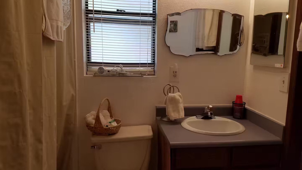 Photo of Bathroom in Cottonwood-Verde Village