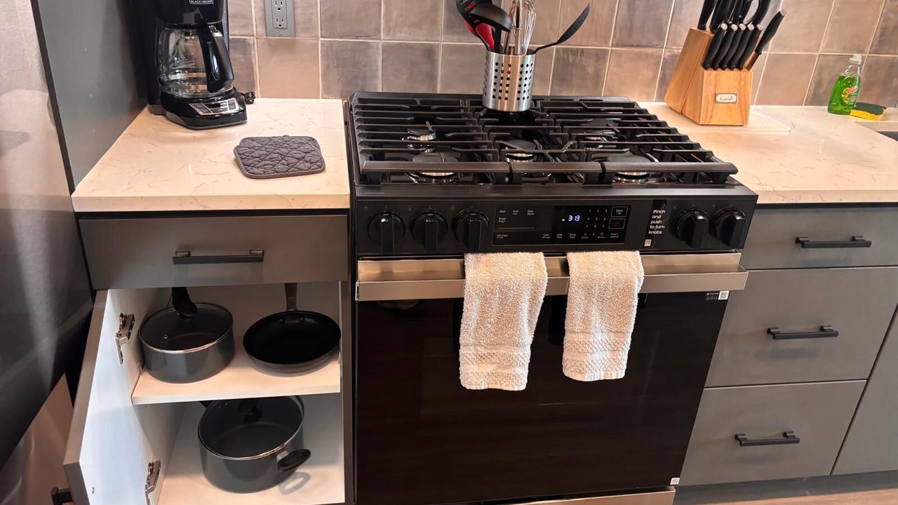 Photo of Kitchen in Midway District