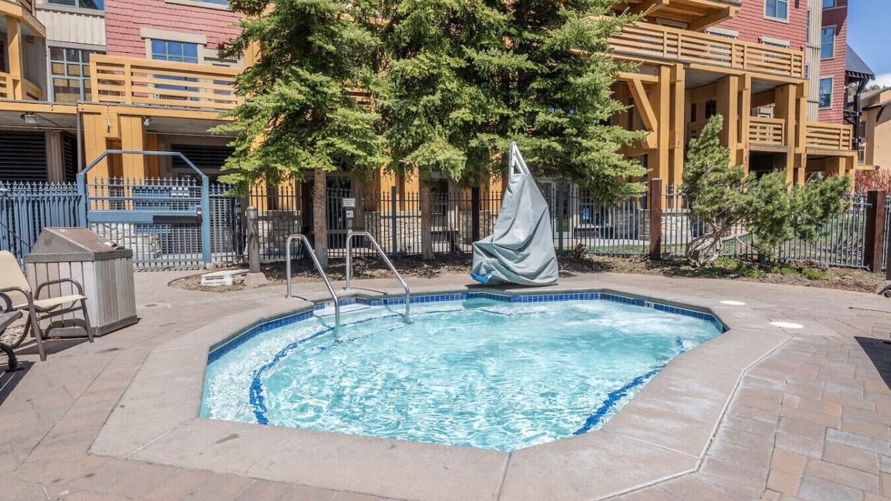 Photo of Outdoor in Mammoth Lakes