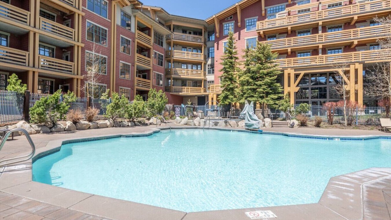 Photo of Outdoor in Mammoth Lakes