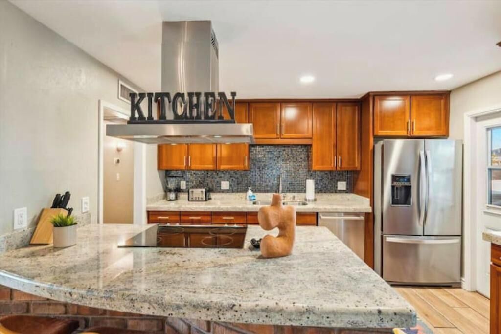 Photo of Kitchen in Scottsdale Estates Nine