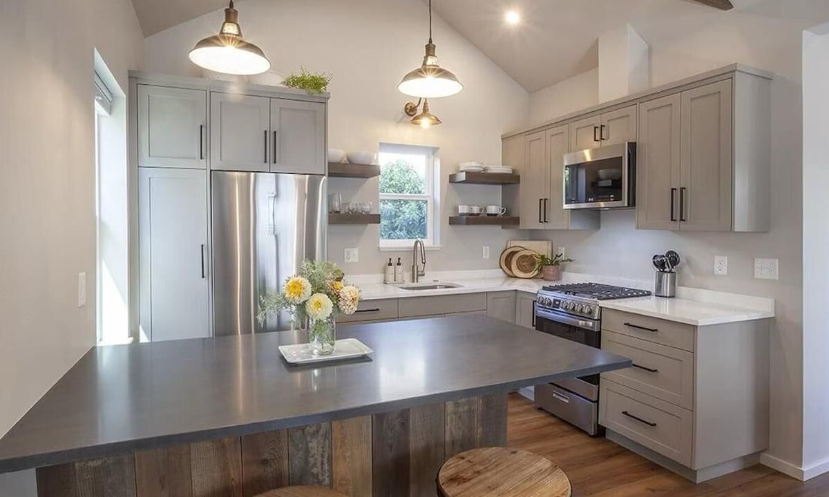 Photo of Kitchen in Historic Railroad District