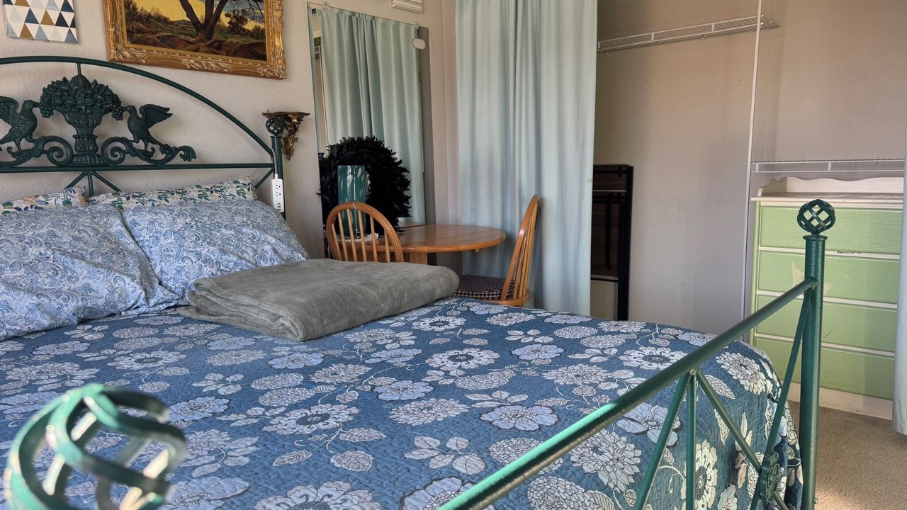 Photo of Bedroom in Salinas