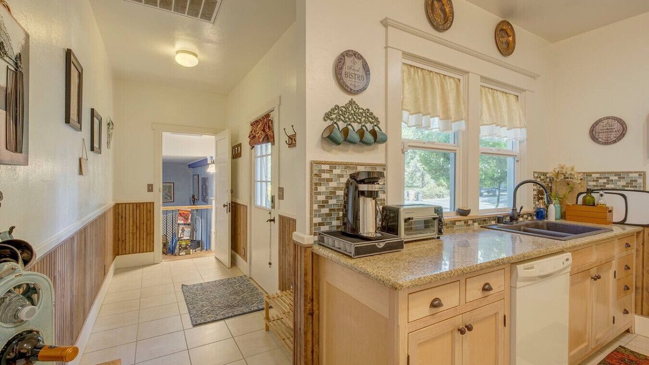 Photo of Kitchen in Grants Pass