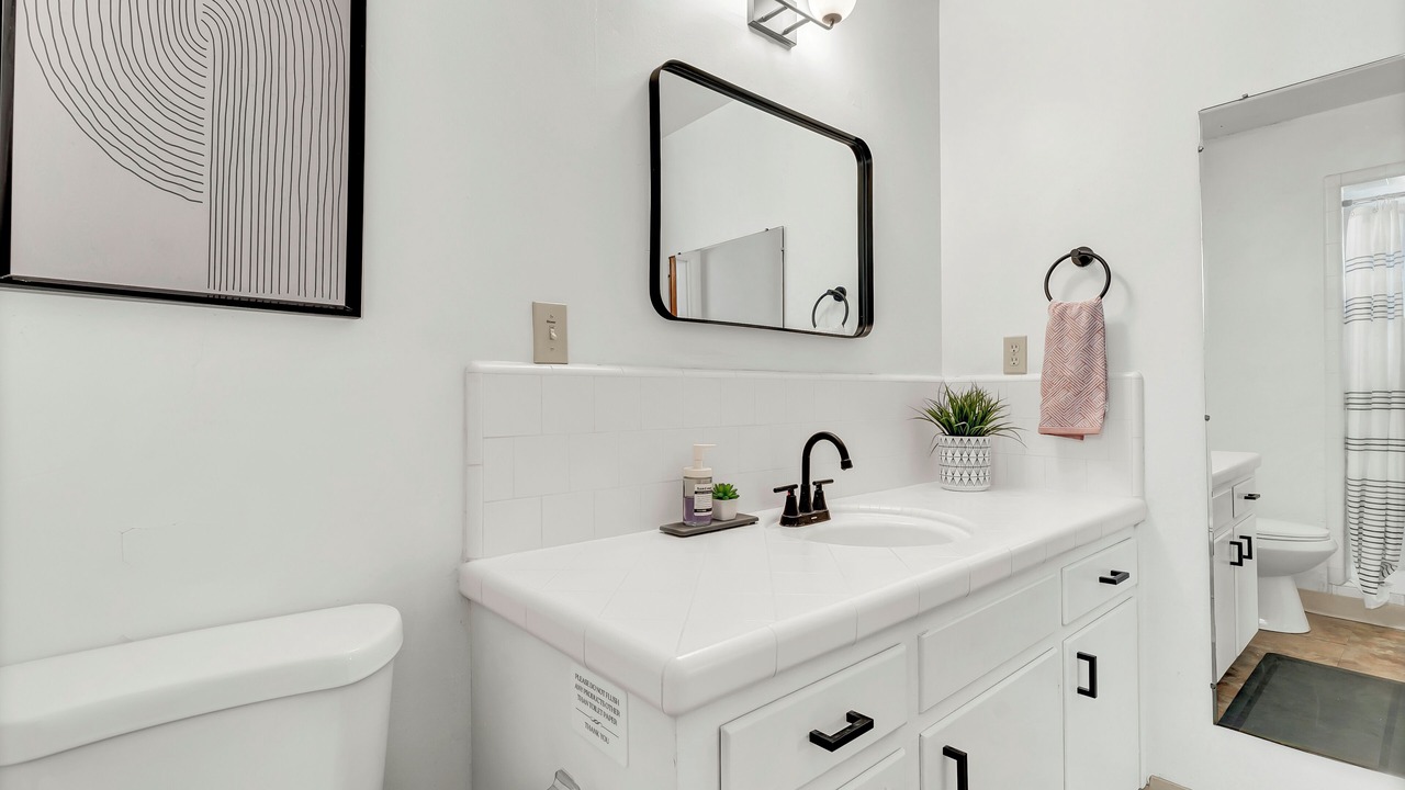 Photo of Bathroom in Kaweah