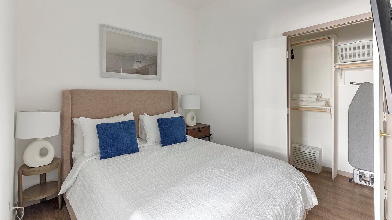 Photo of Bedroom in Spring Valley