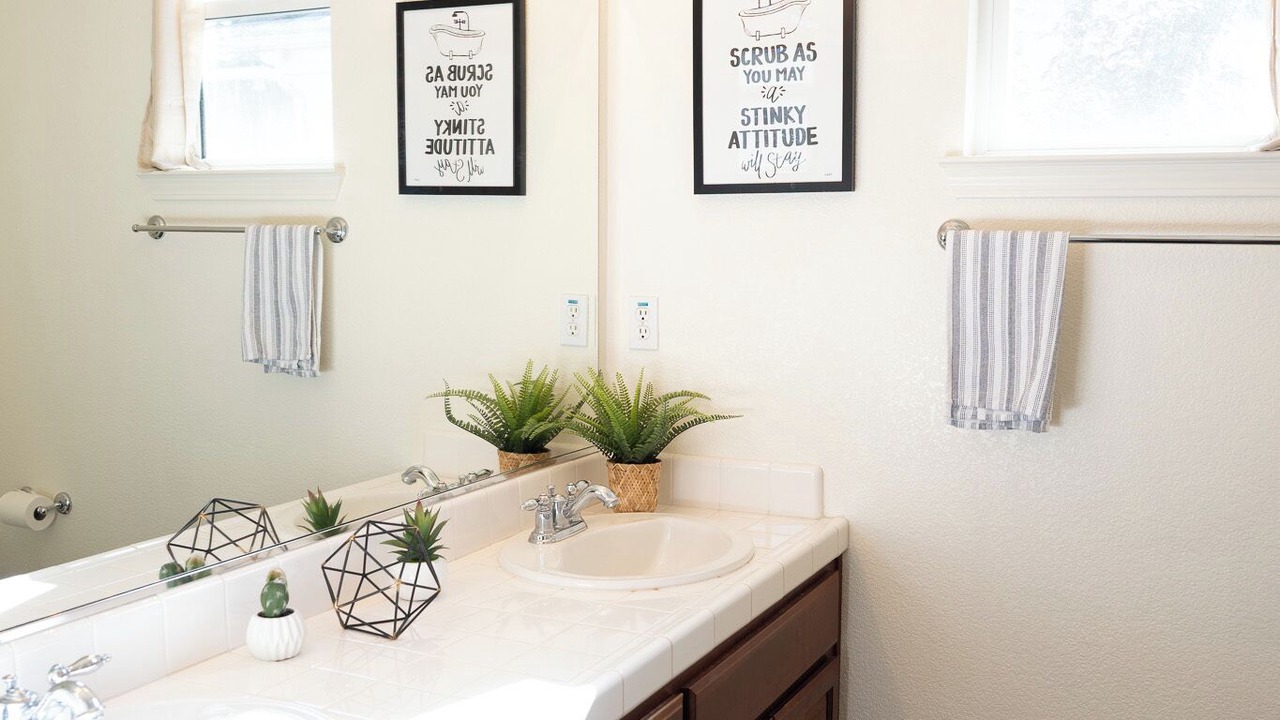 Photo of Bathroom in North Natomas