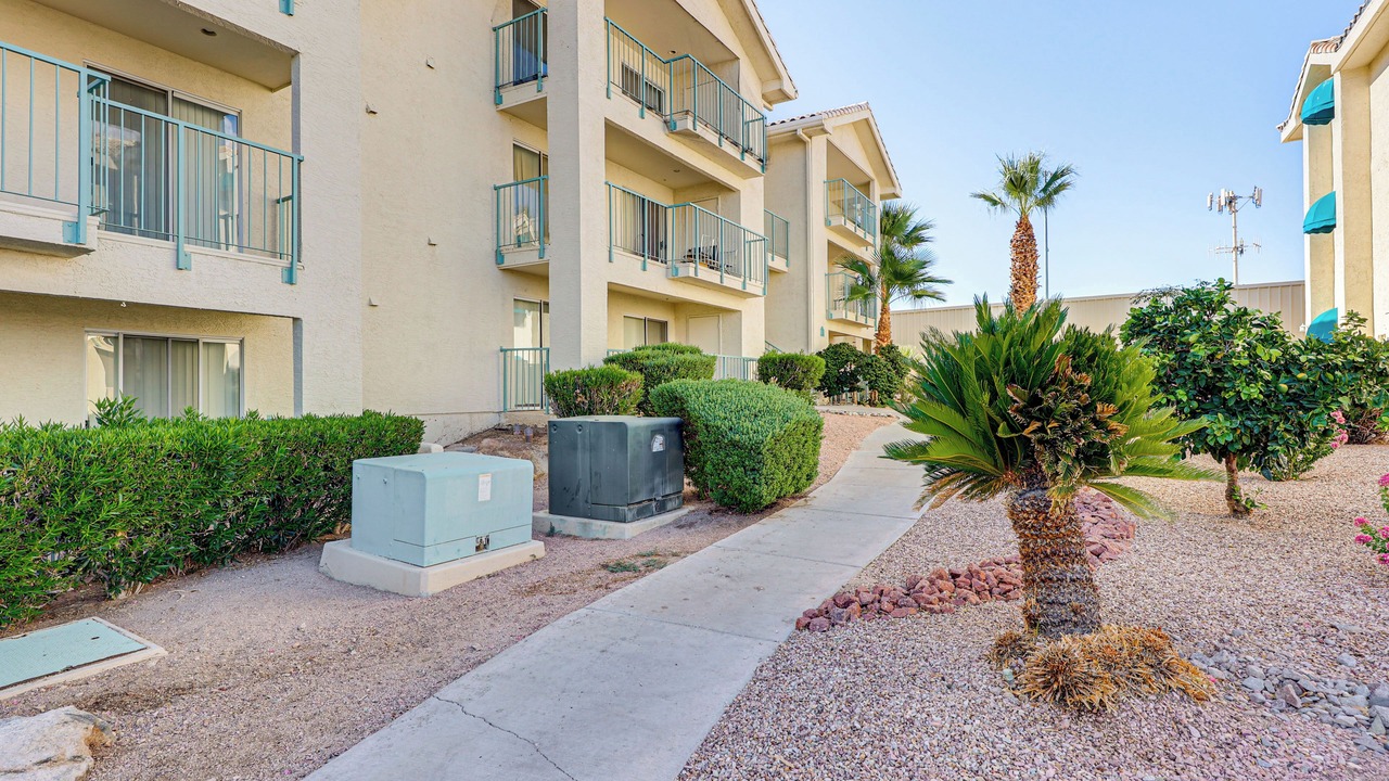 Photo of Others in Laughlin