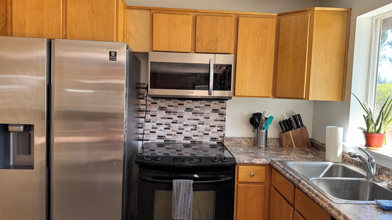 Photo of Kitchen in Weed