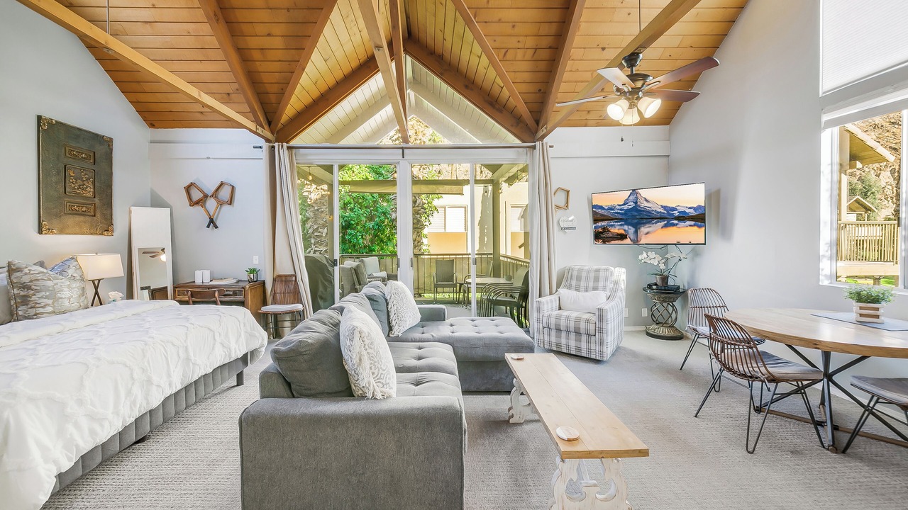 Photo of Bedroom in Indian Wells