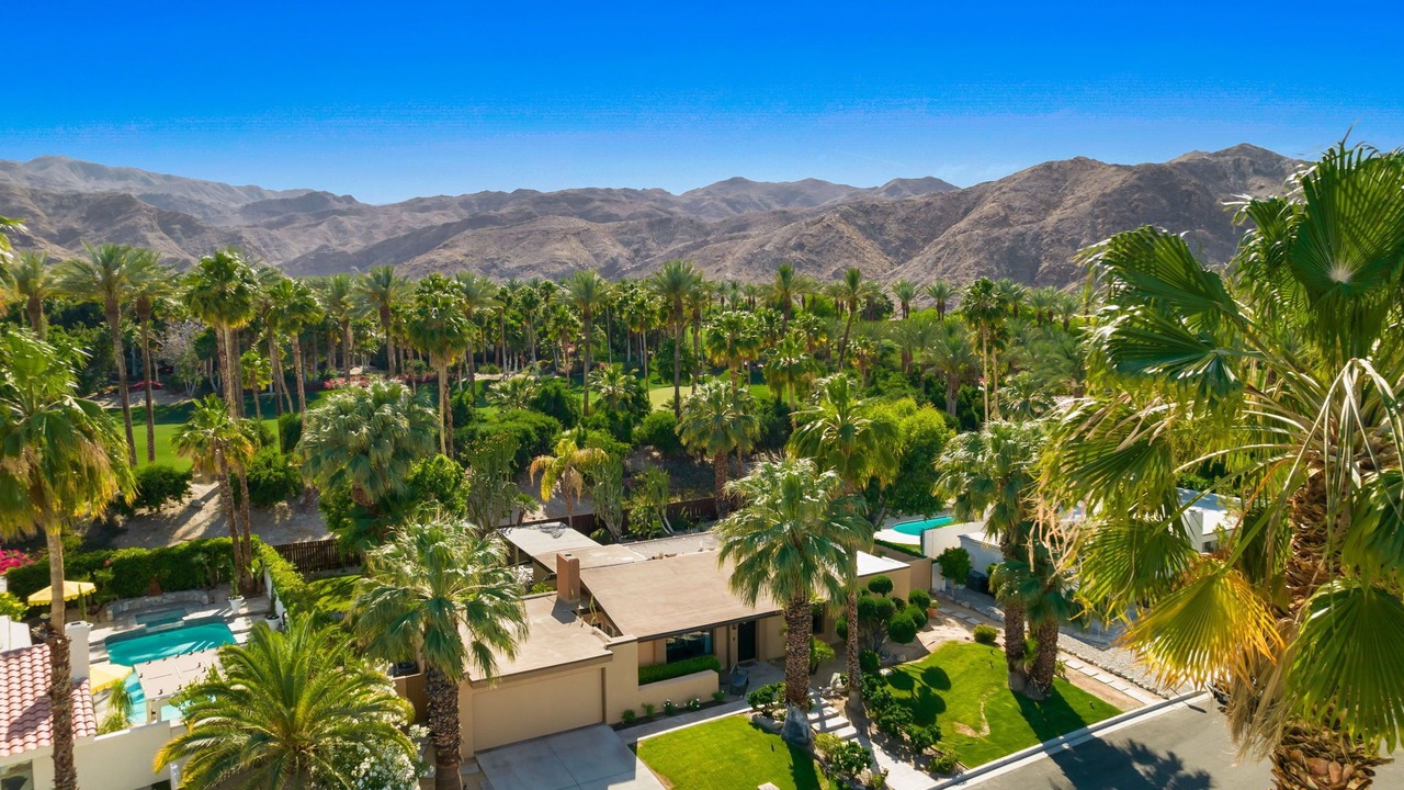Photo of Outdoor in Magnesia Falls Cove