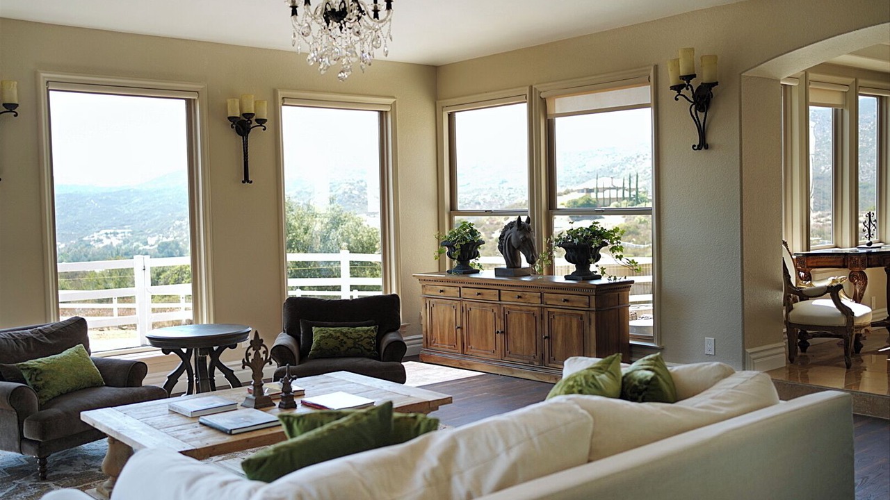 Photo of Livingroom in Murrieta