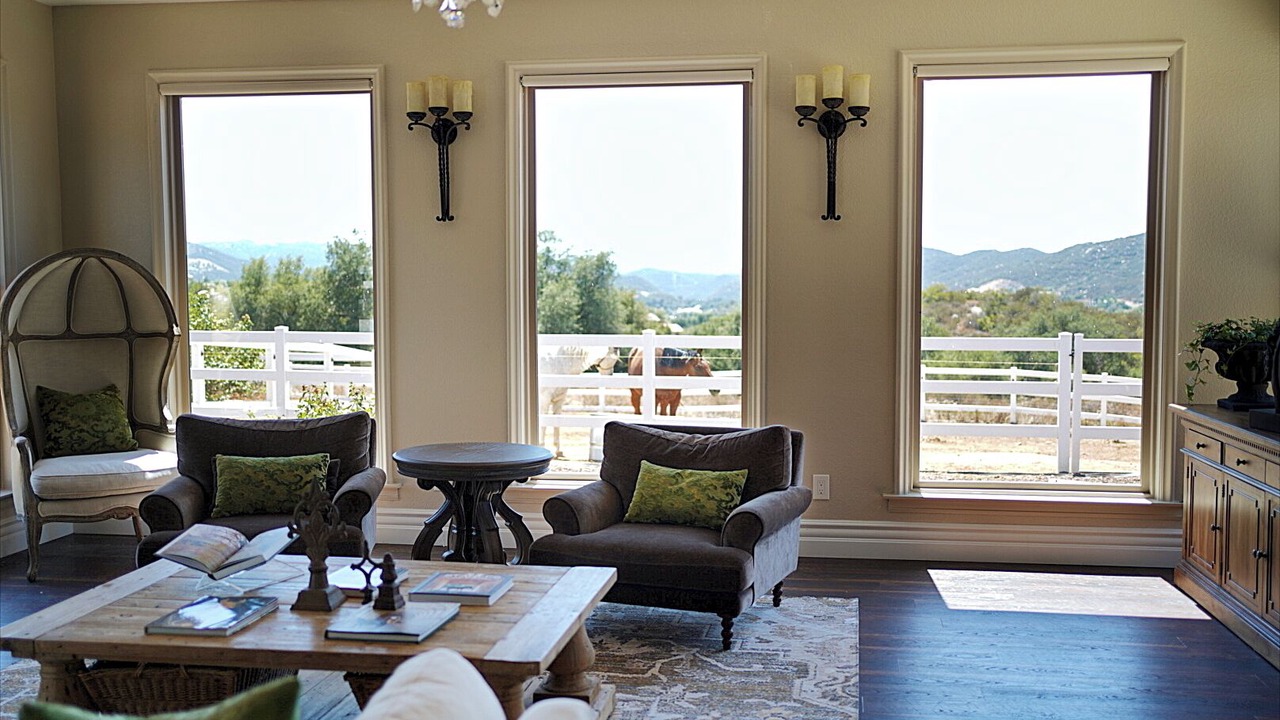 Photo of Livingroom in Murrieta