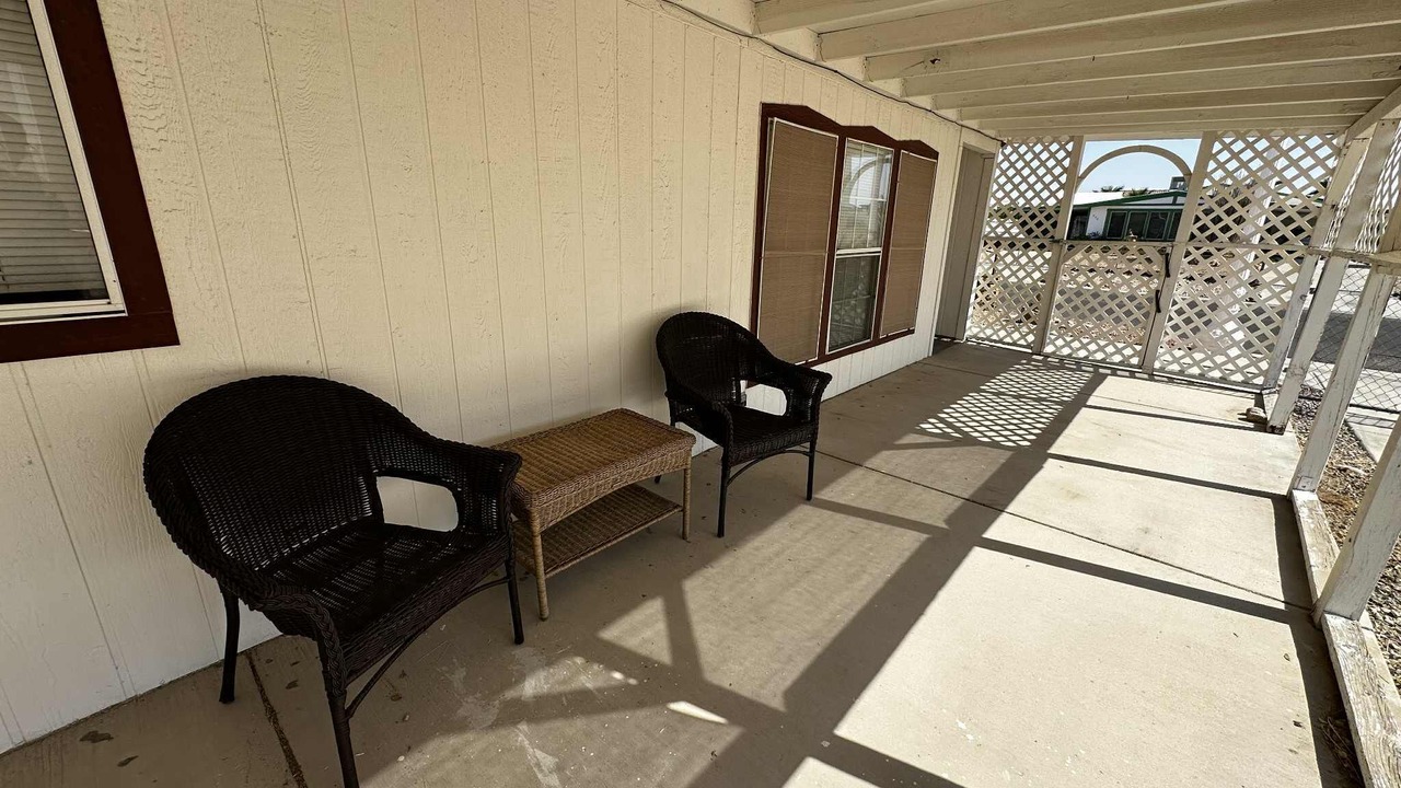 Photo of Patio Balcony in Holiday Shores