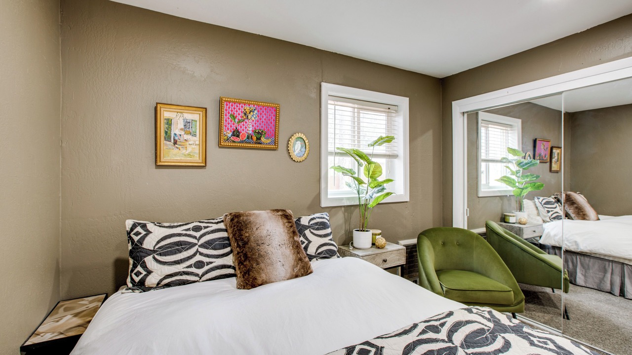 Photo of Bedroom in Tahoe Island