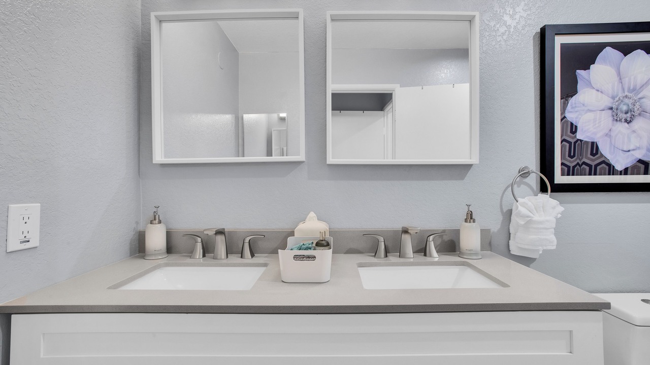 Photo of Bathroom in Canyon Sands