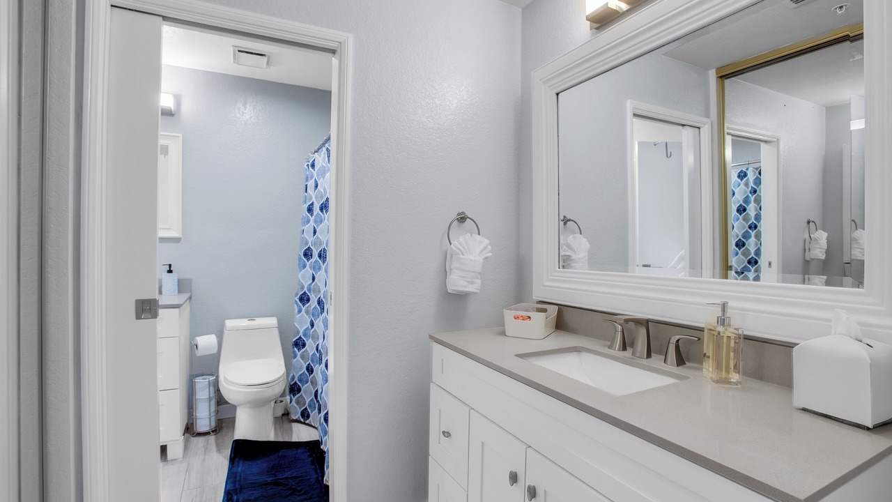 Photo of Bathroom in Canyon Sands
