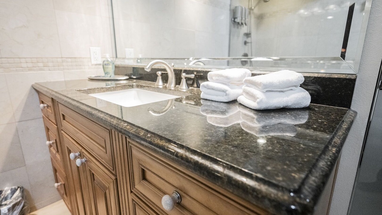 Photo of Bathroom in Las Vegas Strip