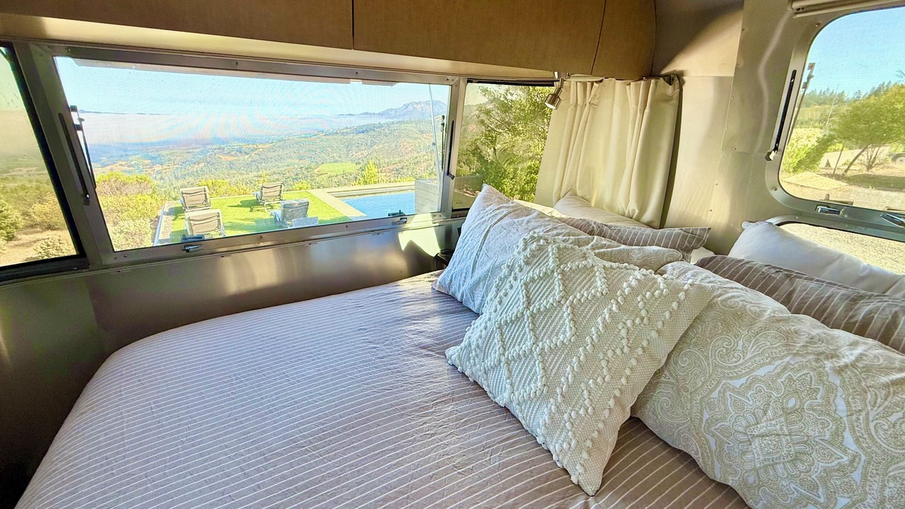 Photo of Bedroom in Glen Ellen