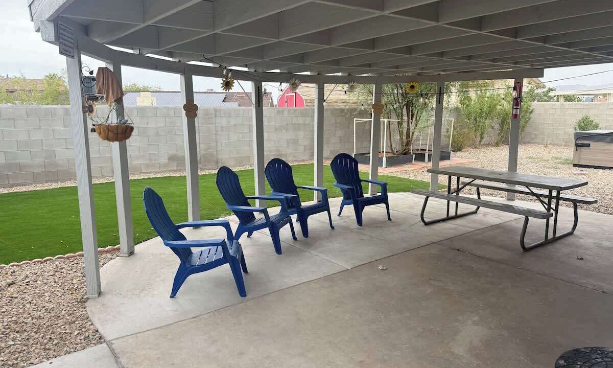 Photo of Outdoor in Highland Hills